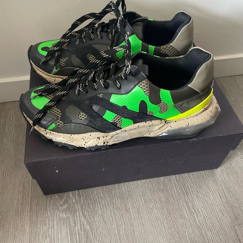 Valentino Garavani Men "Camo Bounce" Runner Sneakers $895 Green US size10